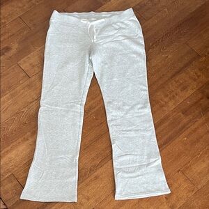 Hollister Women’s Heather Gray Flare Sweatpants, Size XL Long, NWT!